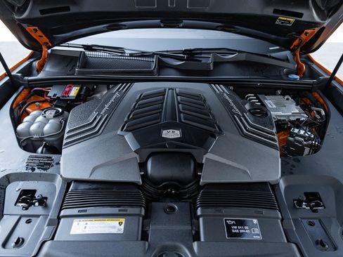 Used 2023 Lamborghini Urus Performante image 39