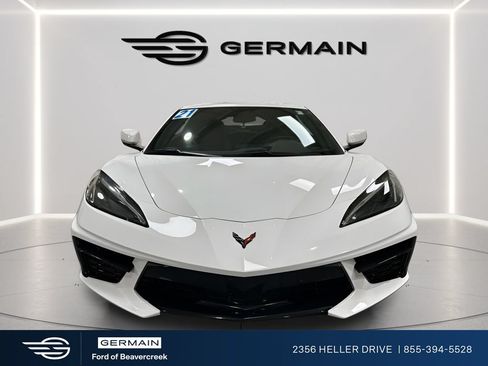 Used 2021 Chevrolet Corvette Stingray Coupe w/ 1LT RWD image 3