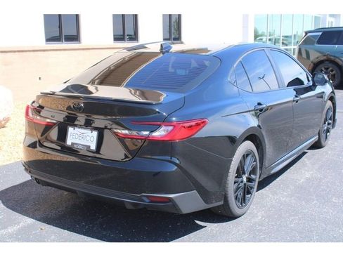 Used 2025 Toyota Camry SE w/ Multimedia Upgrade Package image 3