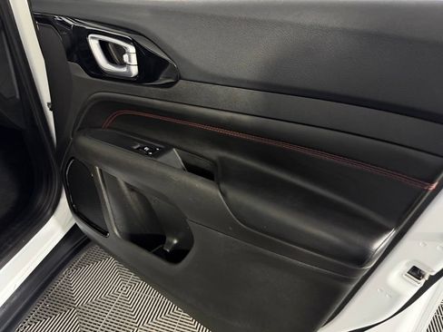 Certified 2025 Jeep Compass Trailhawk AWD/4WD image 31