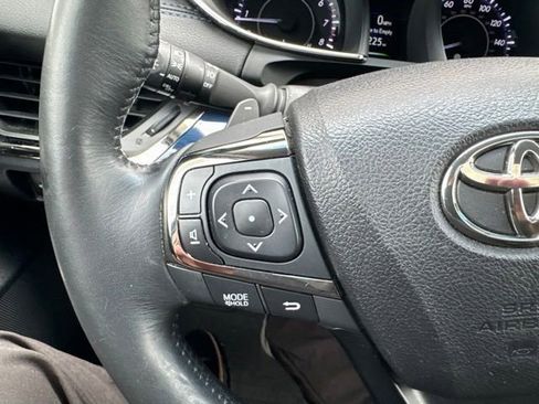 Used 2015 Toyota Avalon XLE Touring Sport Edition FWD image 6