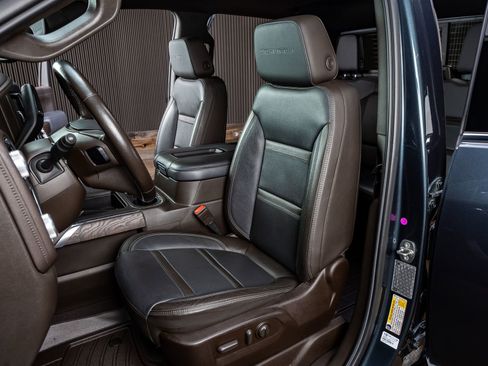 Used 2020 GMC Sierra 2500 Denali w/ Denali Ultimate Package image 30