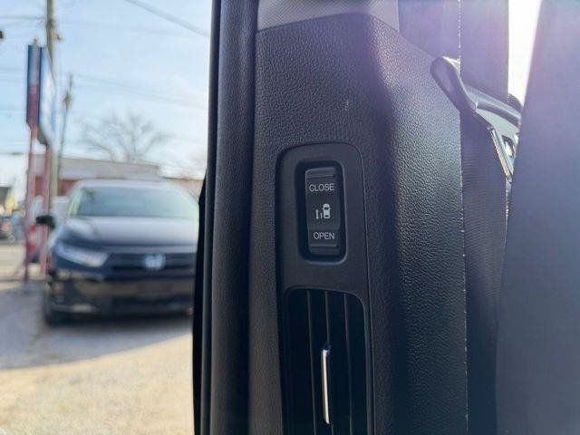 Used 2023 Honda Odyssey EX-L image 21