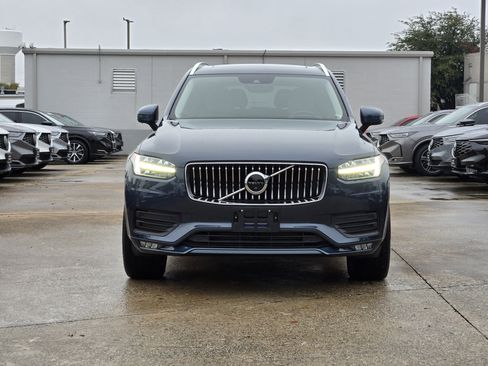 Used 2020 Volvo XC90 T6 Momentum image 3