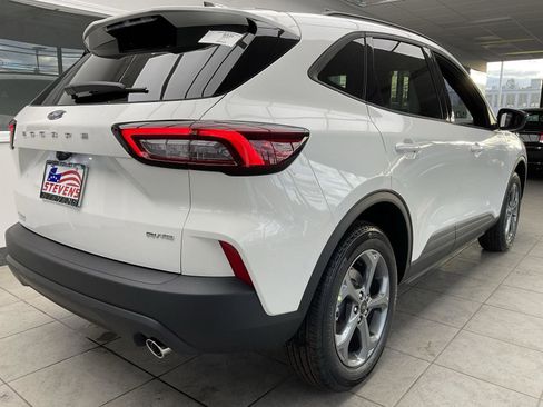 New 2026 Ford Escape ST-Line w/ Cold Weather Package image 5