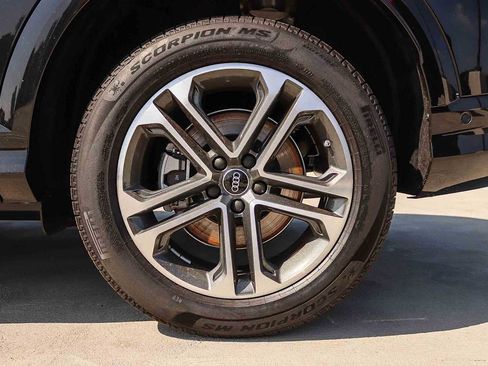 New 2026 Audi Q5 Premium AWD/4WD image 13
