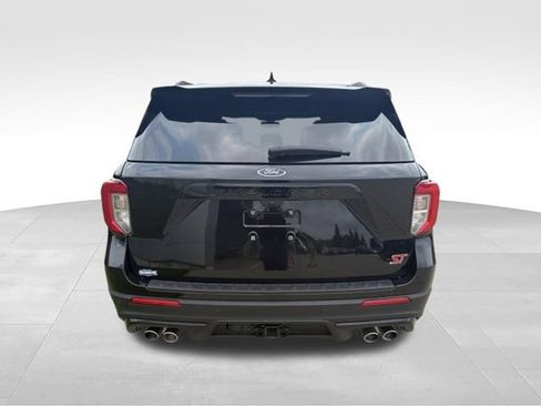 Used 2024 Ford Explorer ST w/ Technology Package AWD/4WD image 17