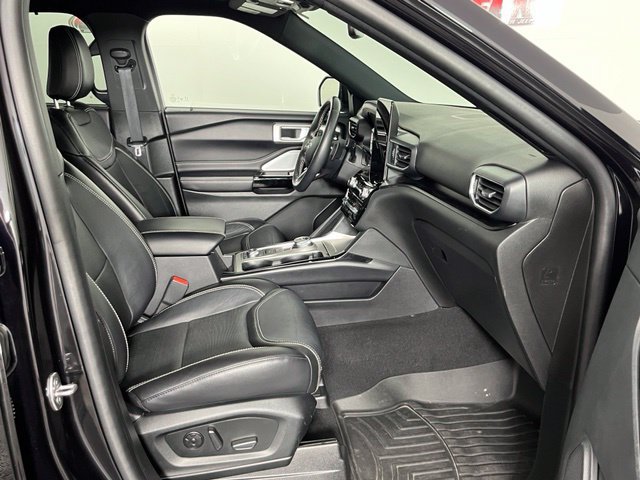 Used 2021 Ford Explorer ST w/ Equipment Group 401A AWD/4WD image 35