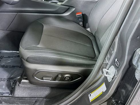 Used 2025 Jeep Grand Cherokee Laredo X AWD/4WD image 24