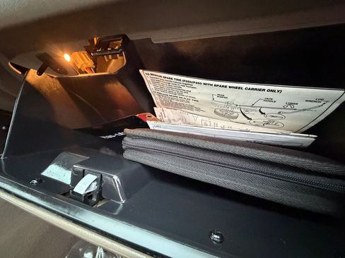 Used 2001 Ford F250 XL image 30