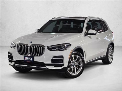 Used 2022 BMW X5 sDrive40i w/ Premium Package RWD image 3