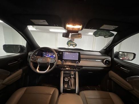 Certified 2023 Chevrolet Colorado ZR2 w/ ZR2 Convenience Package III image 21