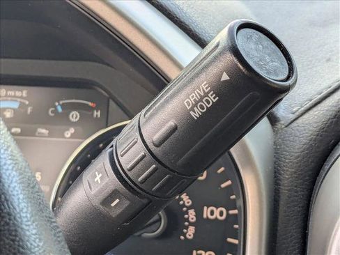 Used 2018 Ford F150 Lariat image 12