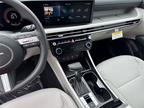 New 2026 Hyundai Tucson SEL image 21