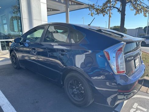 Used 2014 Toyota Prius One image 6