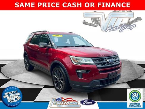 Used 2018 Ford Explorer XLT w/ Equipment Group 202A AWD/4WD image 1