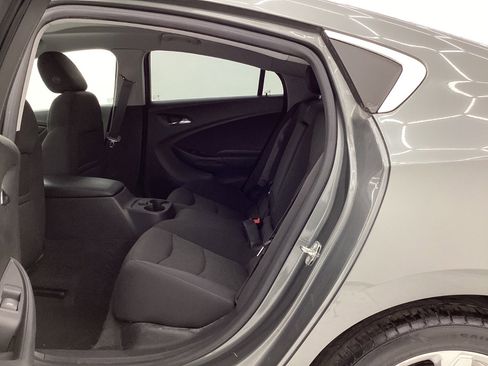 Used 2017 Chevrolet Volt LT w/ Comfort Package image 22