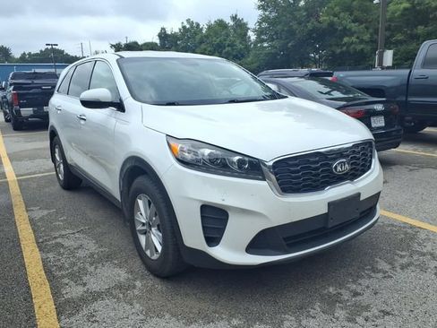 Used 2019 Kia Sorento FWD image 5