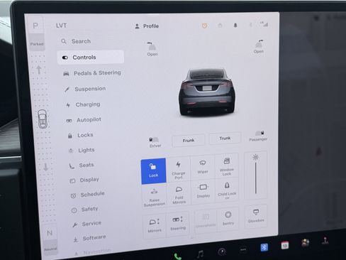 Used 2023 Tesla Model X image 81