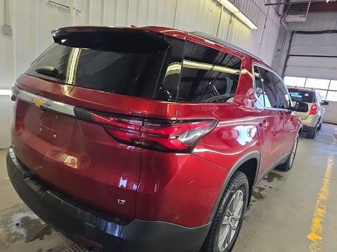 Used 2023 Chevrolet Traverse LT image 4