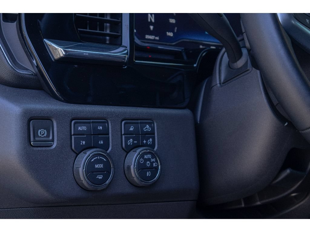 Used 2024 Chevrolet Silverado 1500 LT Trail Boss w/ LT Trail Boss Premium Package AWD/4WD image 20