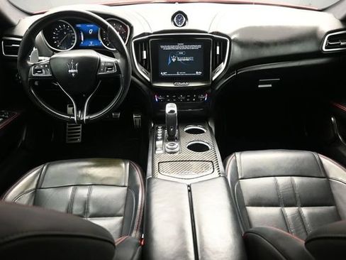 Used 2019 Maserati Ghibli S GranSport RWD image 12