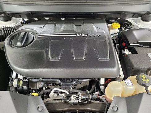 Used 2019 Jeep Cherokee Limited AWD/4WD image 30