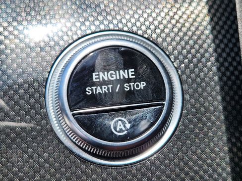 Used 2024 Mercedes-Benz C 43 AMG 4MATIC Sedan image 20