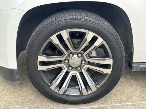 Used 2019 GMC Yukon Denali w/ Denali Ultimate Package RWD image 5