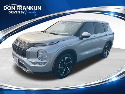 Used 2024 Mitsubishi Outlander SE AWD/4WD image 1