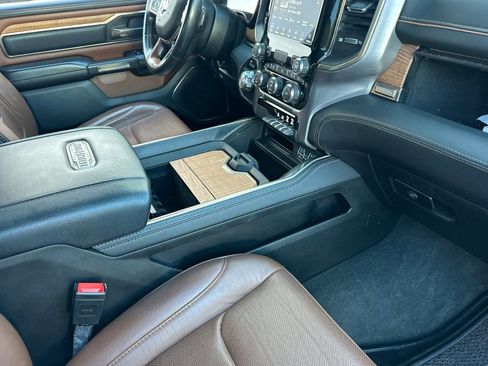 Used 2021 RAM 1500 Limited image 32