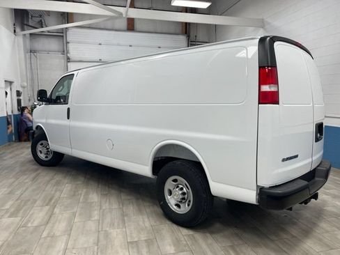New 2026 Chevrolet Express 3500 Extended w/ Driver Convenience Package RWD image 3