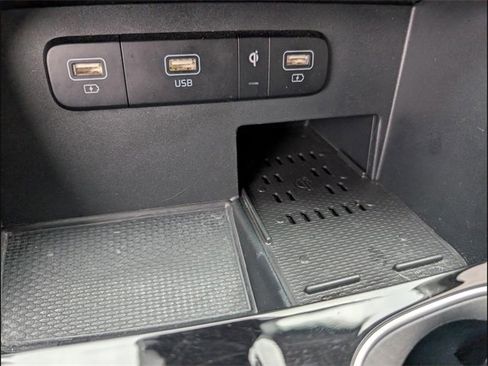 Certified 2022 Kia Carnival SX Prestige image 18