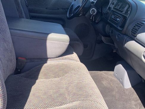Used 2000 Dodge Ram 2500 Truck 2WD Quad Cab image 16