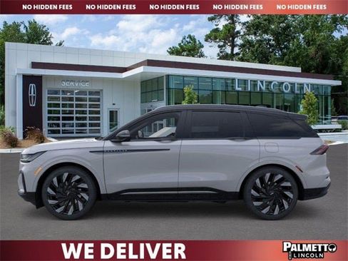 New 2026 Lincoln Nautilus Reserve w/ Jet Appearance Package image 3