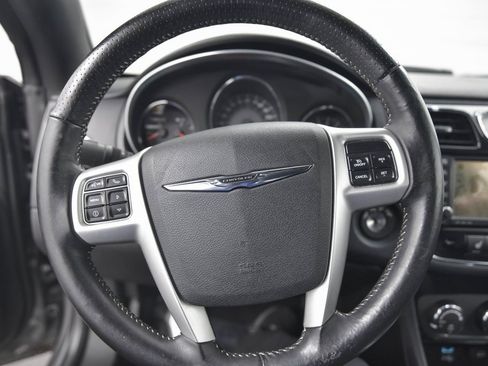 Used 2012 Chrysler 200 S image 17