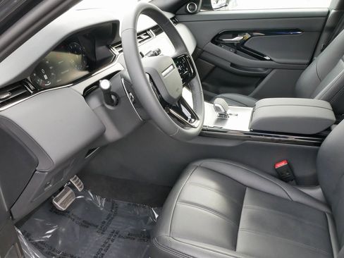 Used 2024 Land Rover Range Rover Evoque Dynamic SE image 33