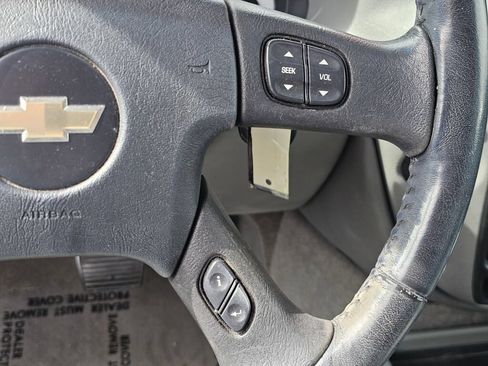 Used 2005 Chevrolet TrailBlazer LT w/ Luxury Package AWD/4WD image 33