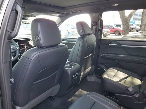 New 2026 GMC Acadia Elevation w/ Elevation Premium Package FWD image 10