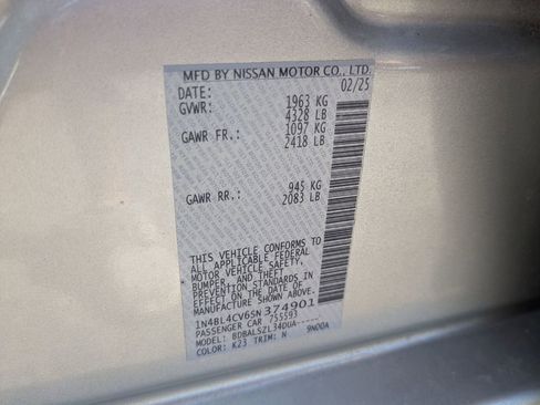 Used 2025 Nissan Altima 2.5 SR image 33