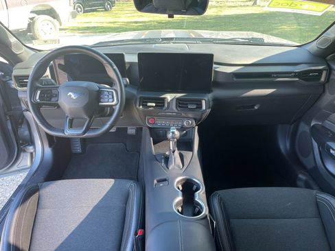 Used 2024 Ford Mustang Coupe image 14