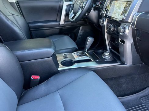 Used 2023 Toyota 4Runner SR5 Premium w/ Moonroof Package AWD/4WD image 16