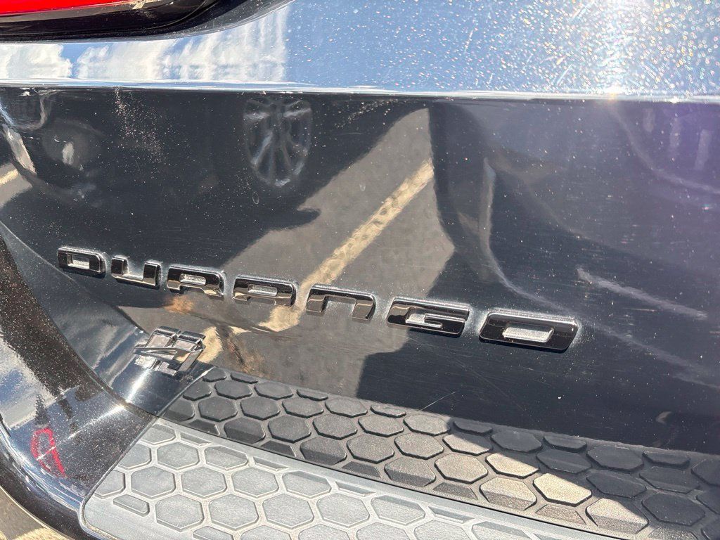 Used 2022 Dodge Durango SXT w/ Blacktop Package AWD/4WD image 12