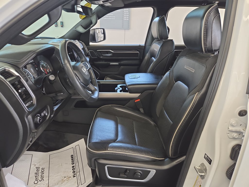 Used 2024 RAM 1500 Laramie AWD/4WD image 14