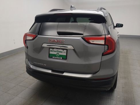 Used 2024 GMC Terrain SLE w/ Driver Convenience Package image 7