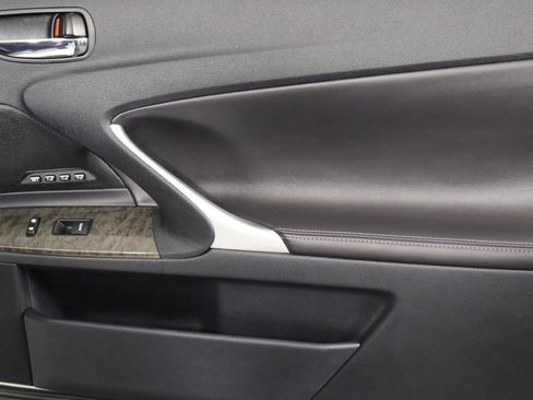 Used 2014 Lexus IS 250C 250 w/ Luxury Package image 54