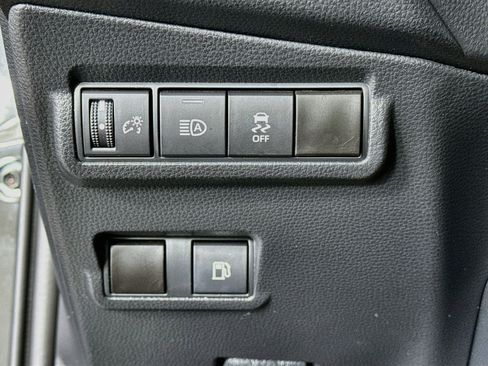 Used 2024 Toyota Corolla Cross AWD Hybrid image 10