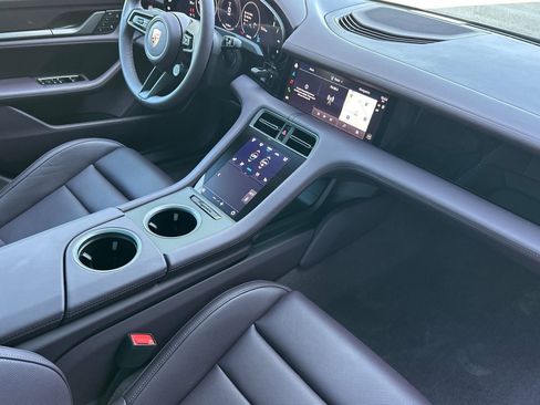 New 2026 Porsche Taycan image 17