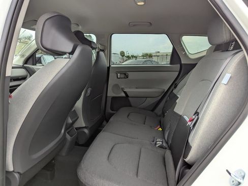 New 2027 Kia Seltos S FWD image 17