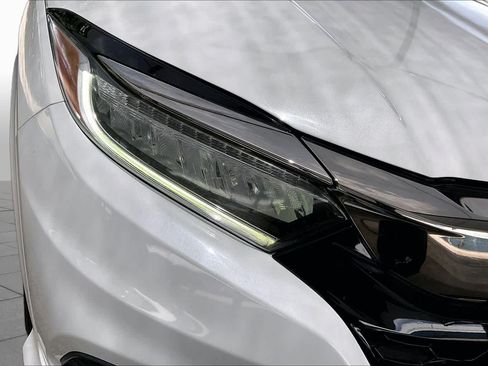 Used 2019 Honda HR-V Touring image 27